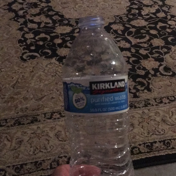 Empty water bottle - Picture 1 of 1